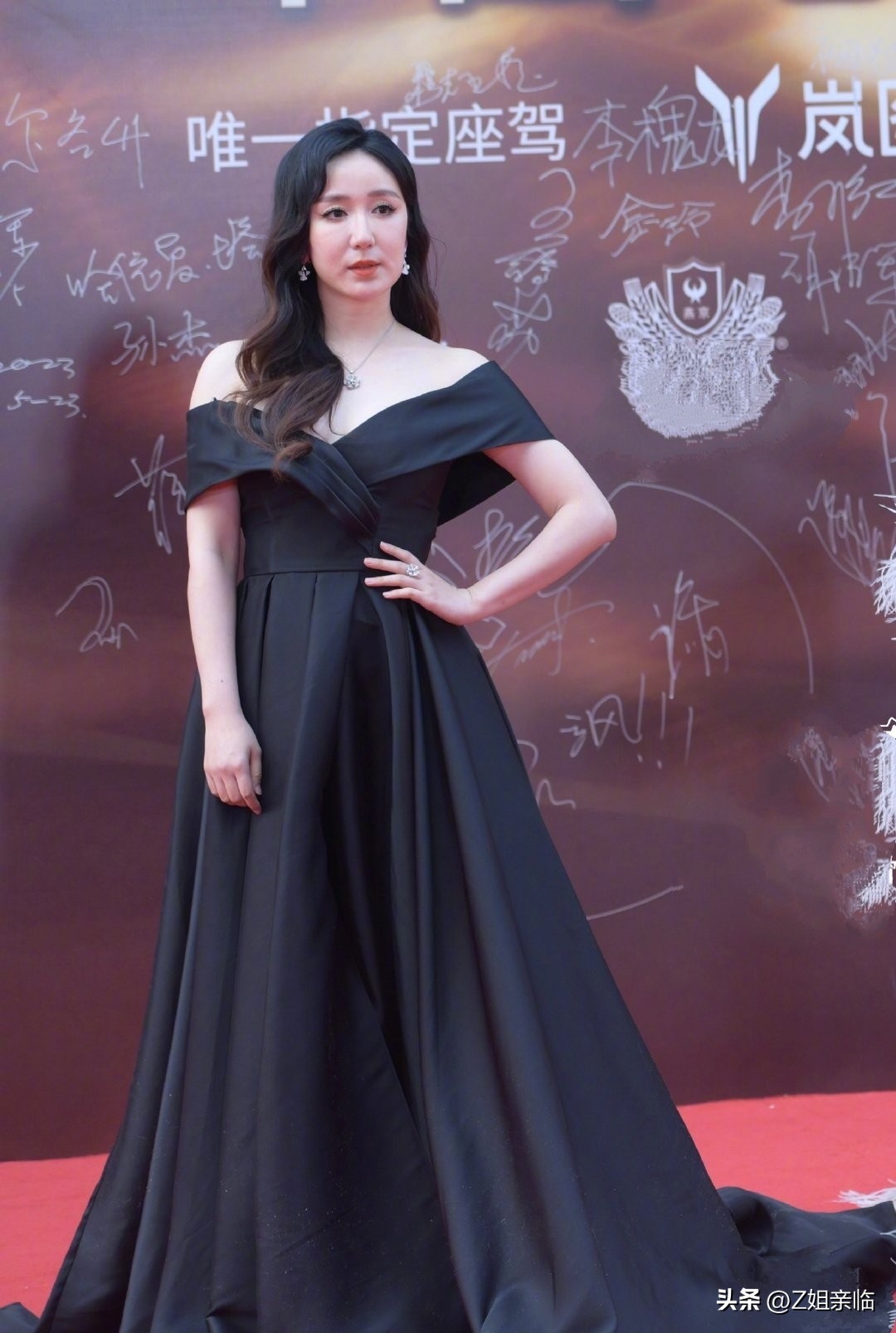 王一博辣眼视频,王一博娄艺潇完整版