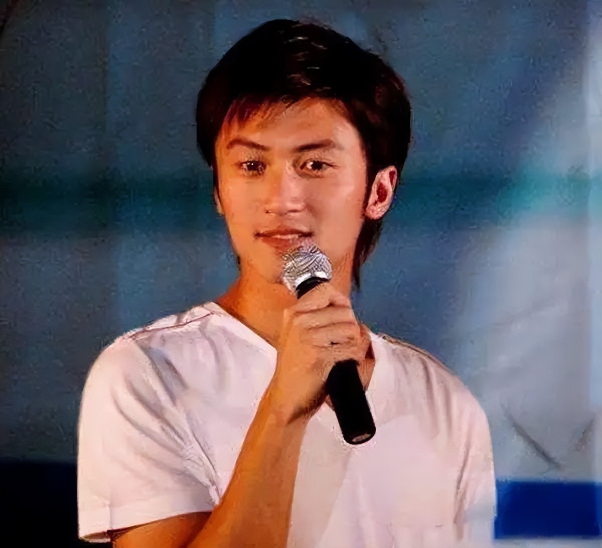 谢贤因为王羽给曾江道歉,谢贤打曾江道歉视频回放