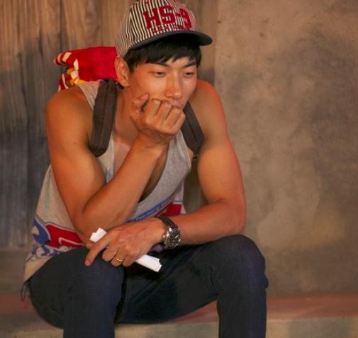 “男神”张亮困局：从红极一时，到“失业”，一手好牌怎么糊的？