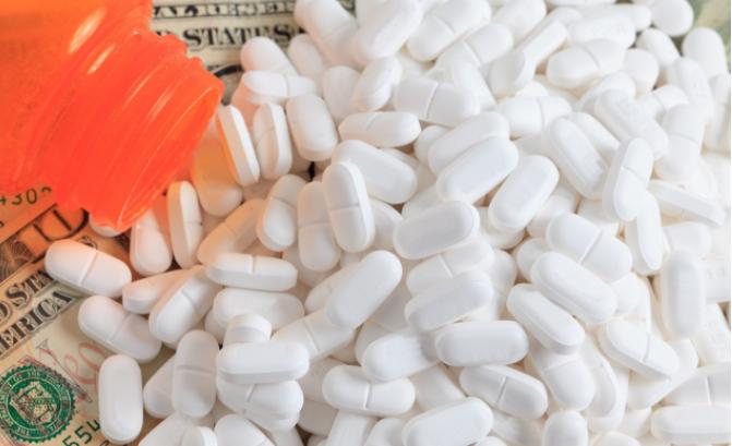 华山论鉴治前列腺增生四大药物,治疗良性前列腺增生的4大王牌