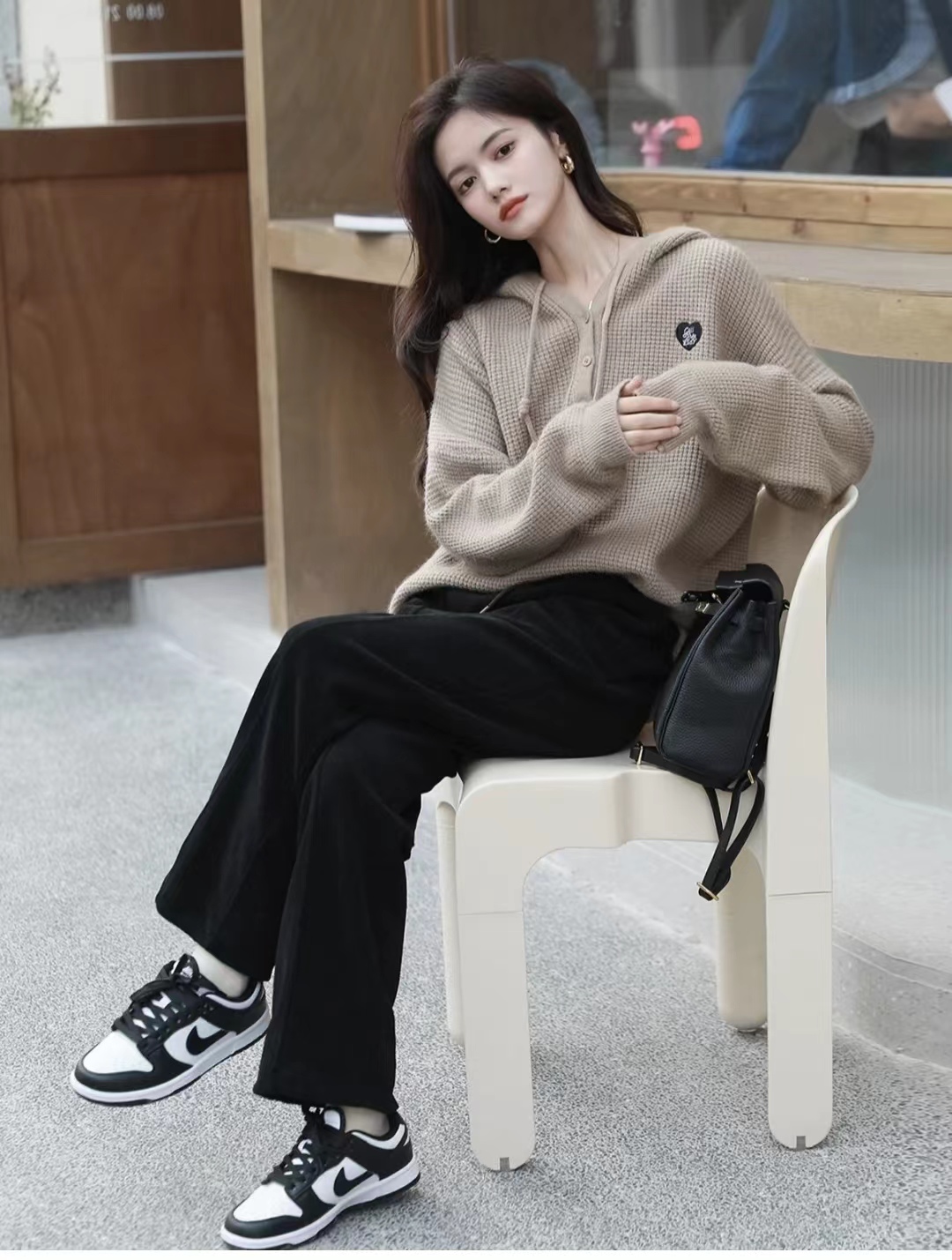 现在流行什么裤子最好看,今年流行裤子是什么风格