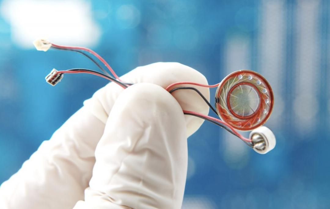 防*拍偷**针孔摄像头探测仪（个人隐私防护设备）附测评视频