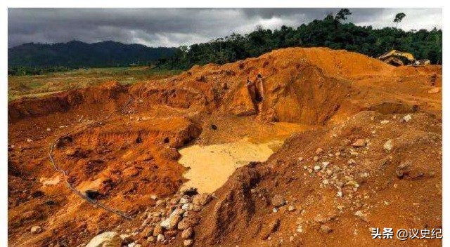 中国“上林帮”非洲淘金记:日收入接近10万元,付款直接用金子