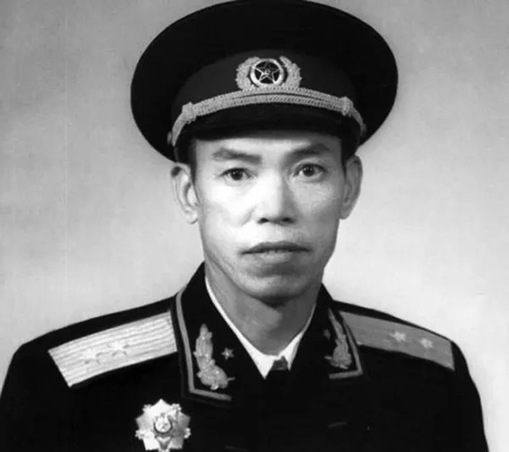 50军和38军哪个是万岁军,第四次战役中的50军