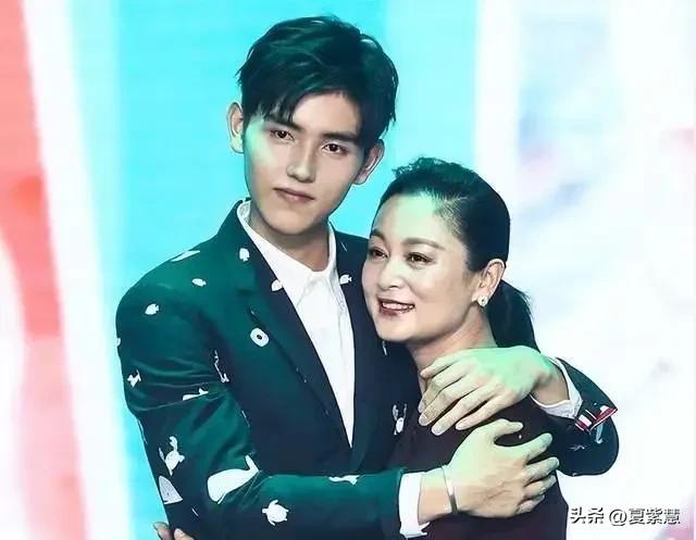 “京圈太子爷”陈飞宇与女网红的“床照门”事件始末