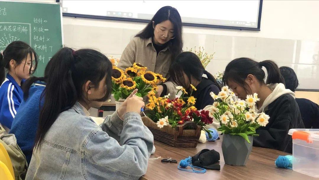 缤纷社团，绽放青春！——阜南县第六初级中学兴趣社团正式招募