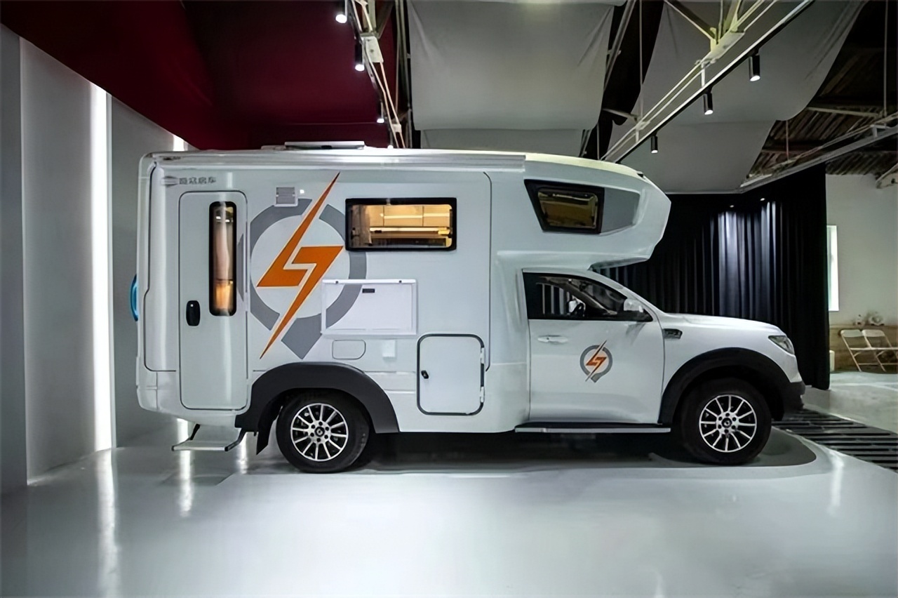 长城炮房车6人版,长城炮房车和b型房车