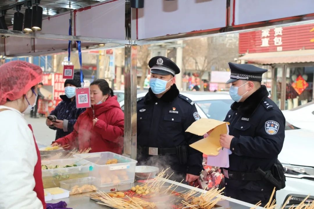 璀﹀療涓轰綘骞冲畨鍥㈠渾淇濋┚鎶よ埅,璀﹀療鍥炲鍧氬畧宀椾綅瀹堟姢涓囧鍥㈠渾