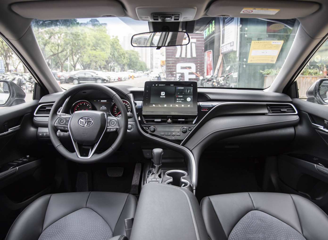 23款凯美瑞2.0锋尚版都有哪些配置,凯美瑞2.5hs锋尚版