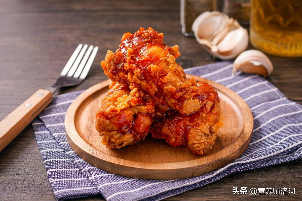 鼻头有黑头如何祛除小窍门,鼻头黑头可以喝什么来改善