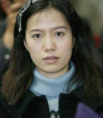 杨振宁教授和翁帆生活照,关于杨振宁教授与翁帆是否有孩子