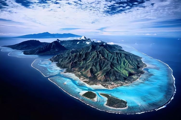 中国还未收复台湾,美国却已对中国围堵数重,解放军该如何*局破**?