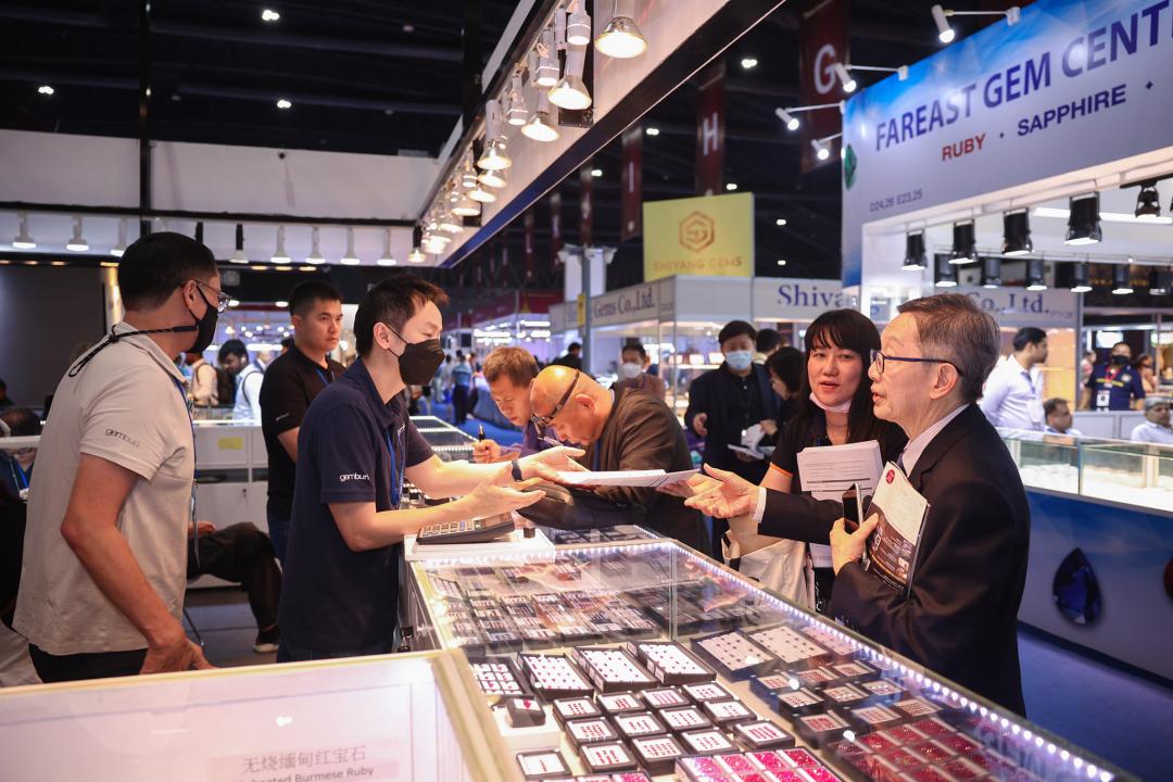 珠宝展价值千万的红宝石,珠宝展的珠宝是贵还是便宜