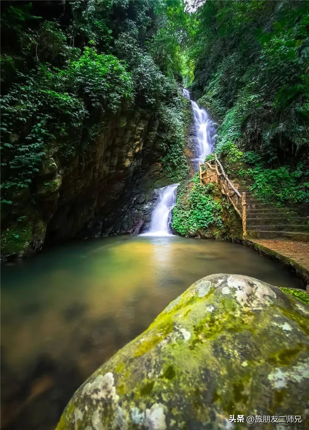 金秀圣堂湖在圣堂山吗,广州南浦出发一日游