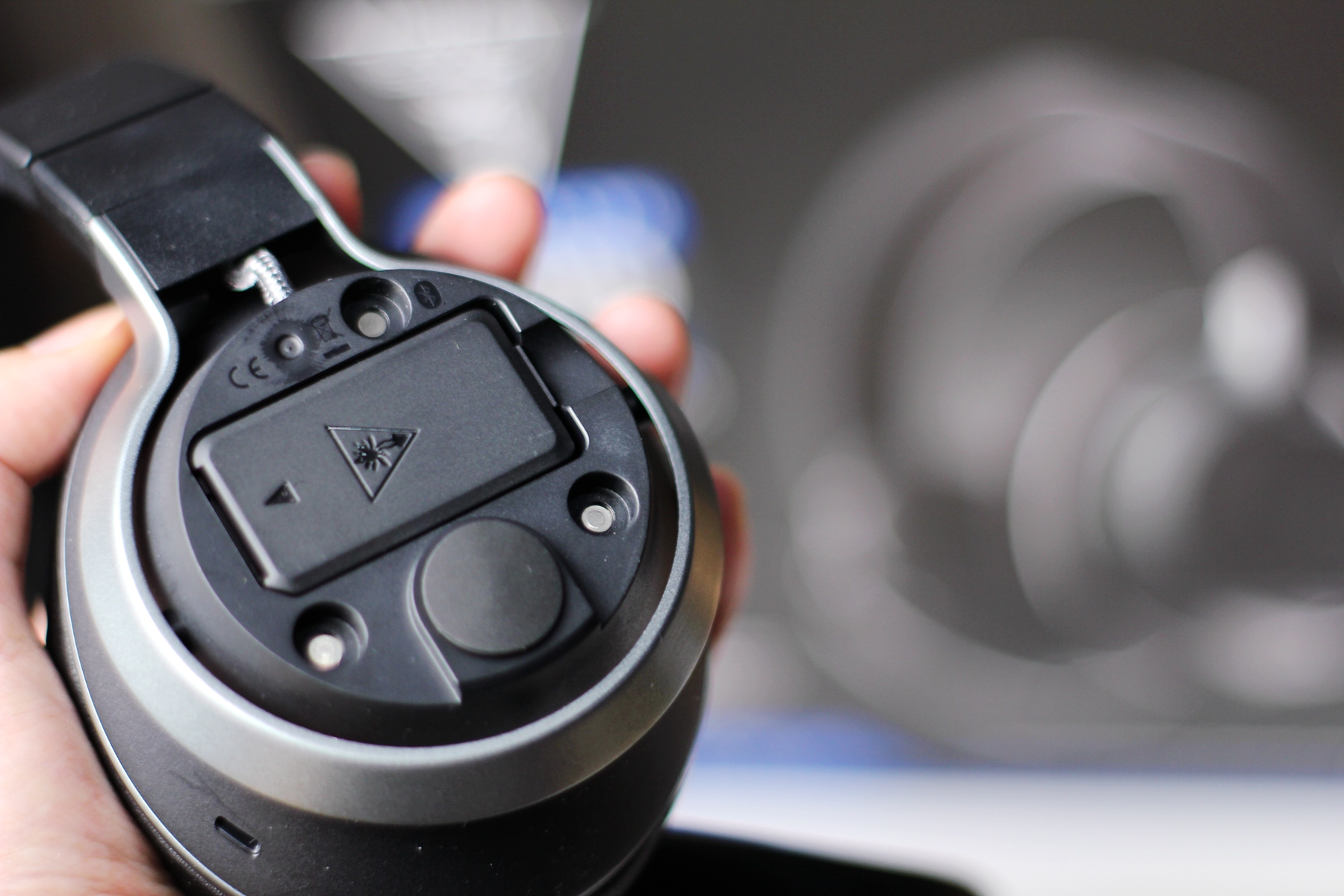 涔岄緹娴峰哺stealth鍒哄700浜屼唬,涔岄緹娴峰哺pro鑰虫満娴嬭瘎