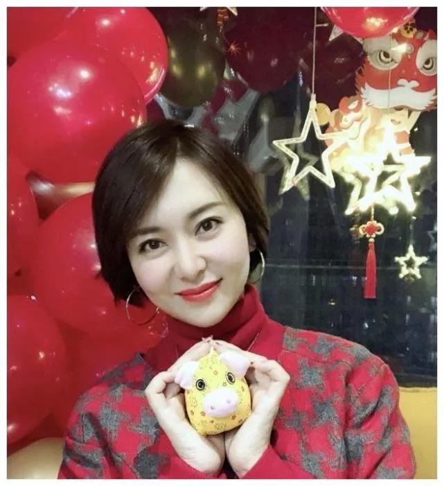 歌手甘萍结过几次婚,甘萍嫁给谁