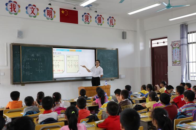 教育局有权力解聘特岗教师吗,越级举报特岗教师