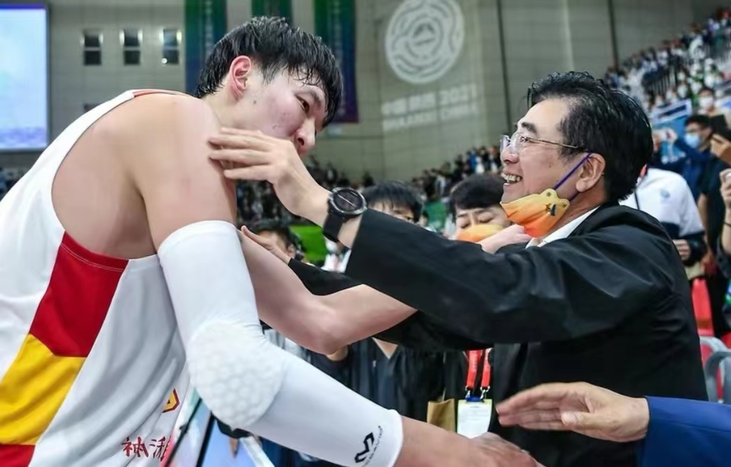 孙雯高洪波足协,高洪波孙雯获重用留任