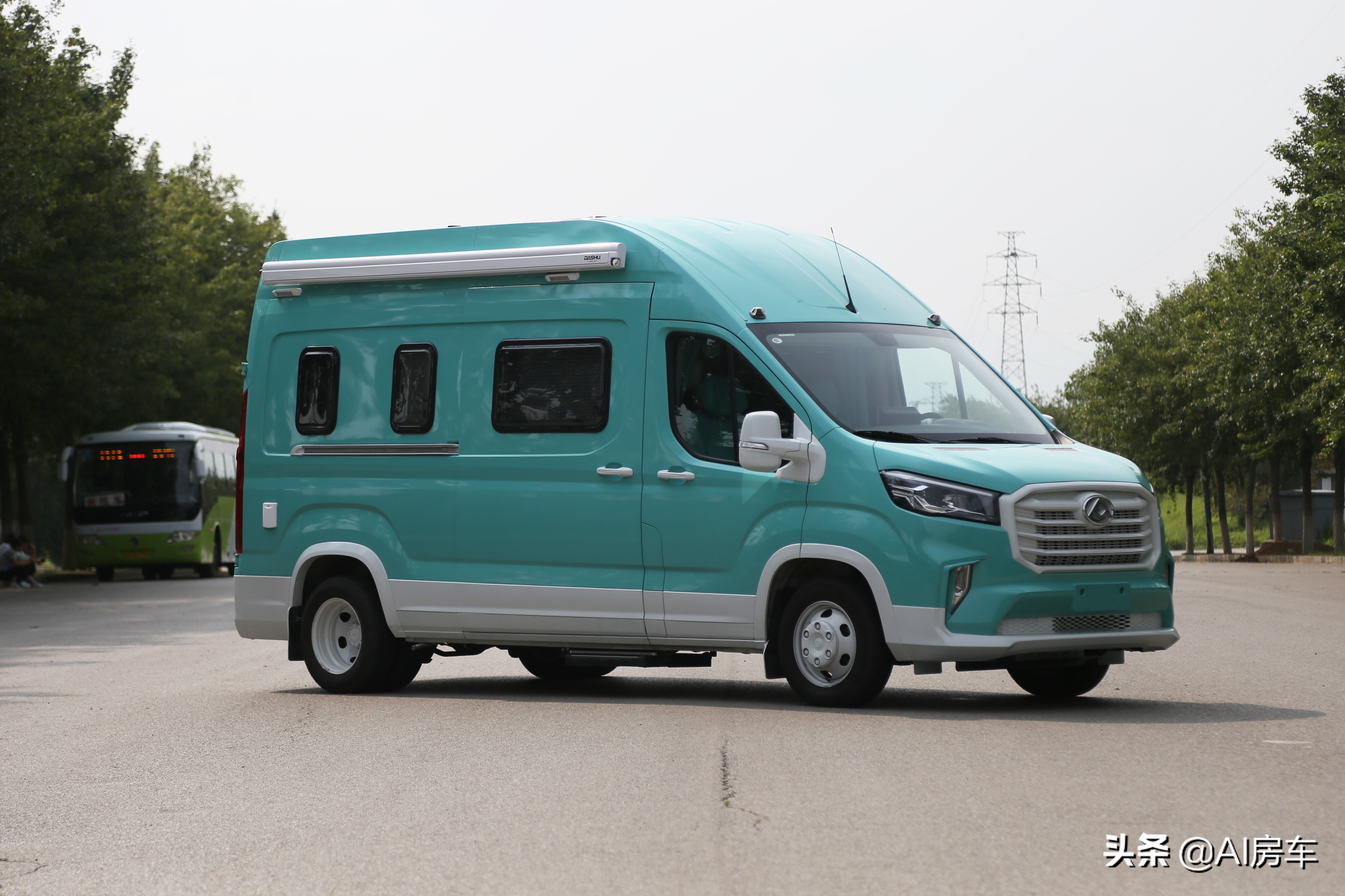 少花钱买好车,入门级房车首选大通b型房车