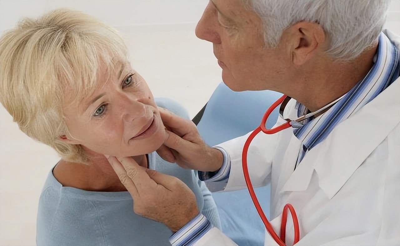 慢性咽炎吃什么好得快不反复,慢性咽喉炎发作吃什么最有效