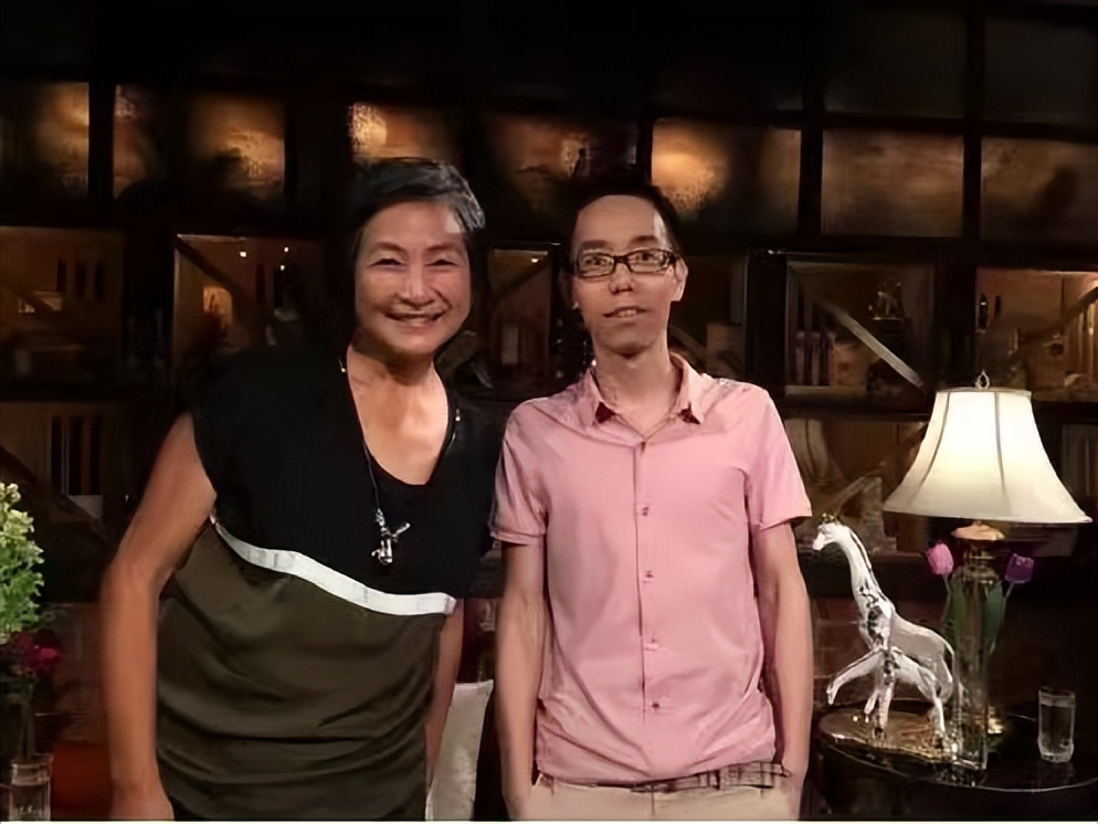 这个中国男人把相亲做到极致，1.4亿单身男女，需解决婚姻问题