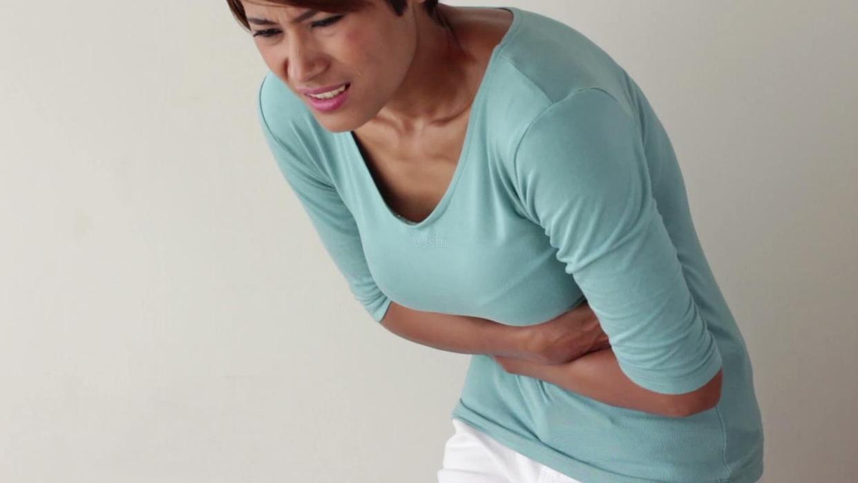 女人摘掉卵巢后与正常女人的区别,女性摘掉子宫会显老吗