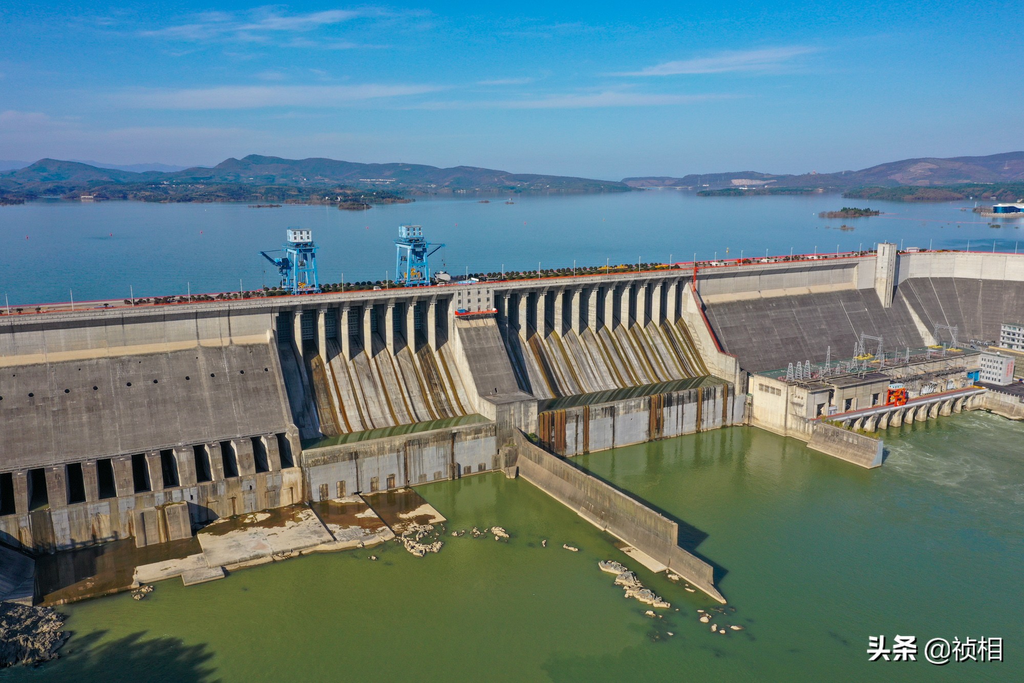 丹江口大坝最大坝高是多少,湖北丹江口市大坝视频