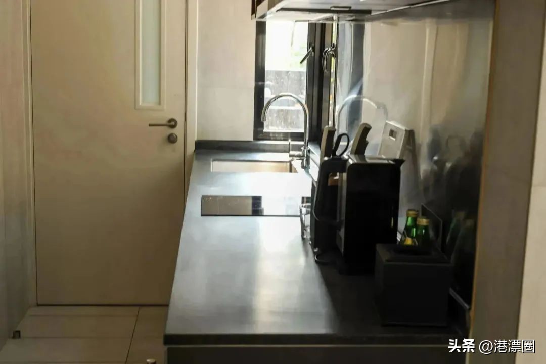 香港住房为什么那么小,香港住房困境怎么样