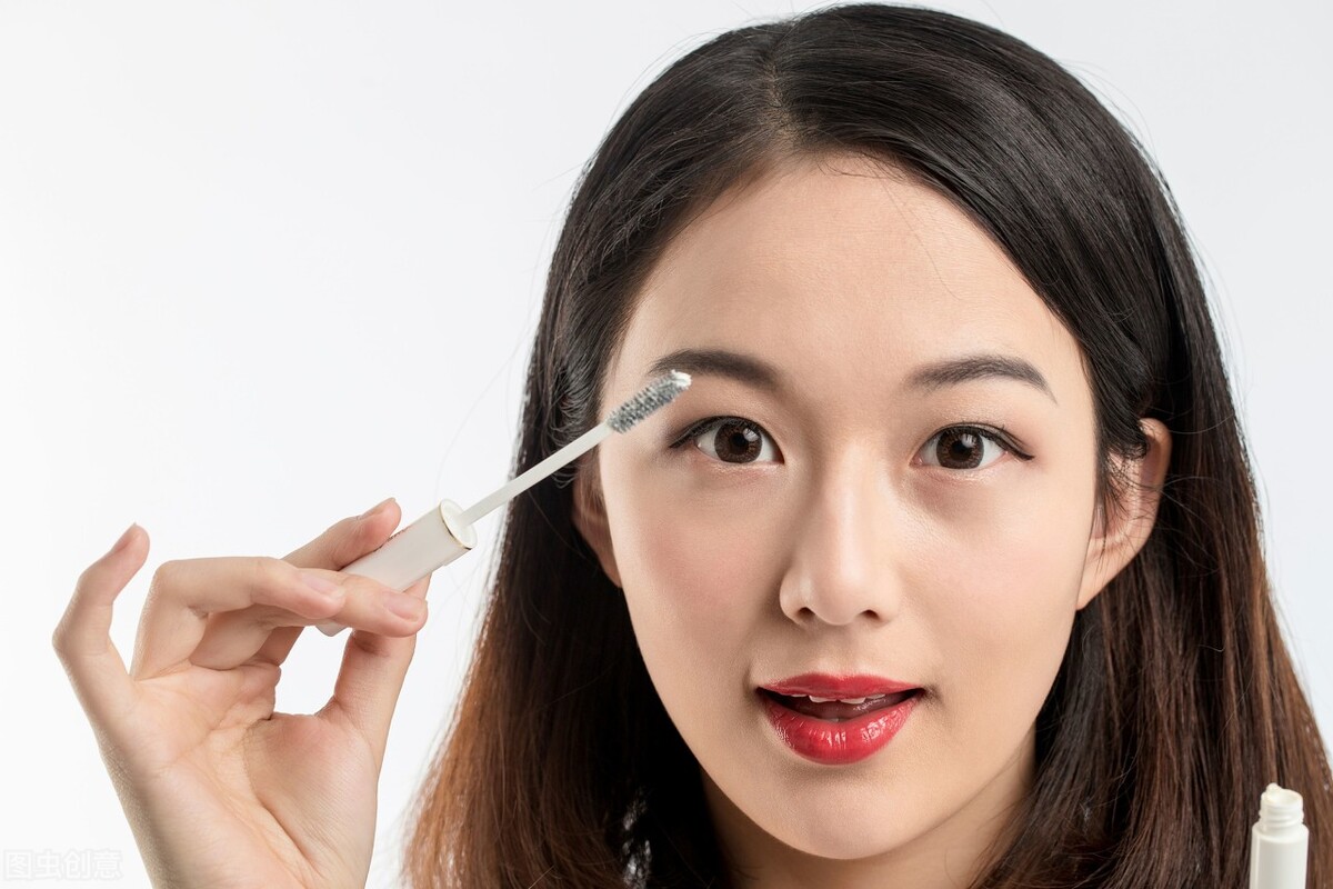 平行双眼皮和开扇形哪个更好看,平行双眼皮变成扇形双眼皮