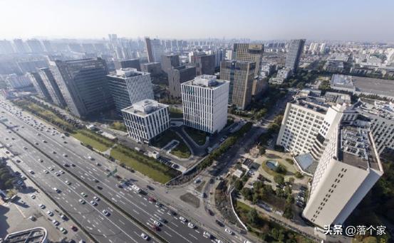 等了十年的房子终于到手,等了十年的房子终于交付