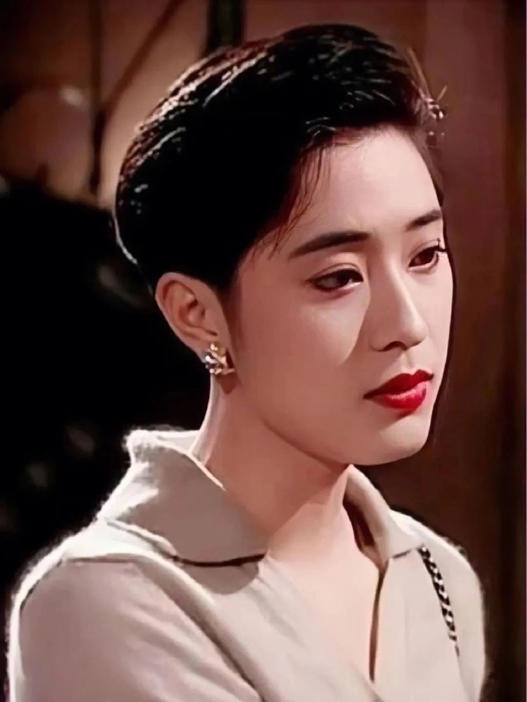 56岁陈法蓉近况曝光，两次被指插足，恋爱被骗2.8亿元，差点抑郁自杀：别劝我结婚！