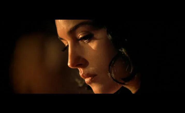 意大利国宝级女神莫妮卡·贝鲁奇,莫妮卡贝鲁奇意大利国宝级美人