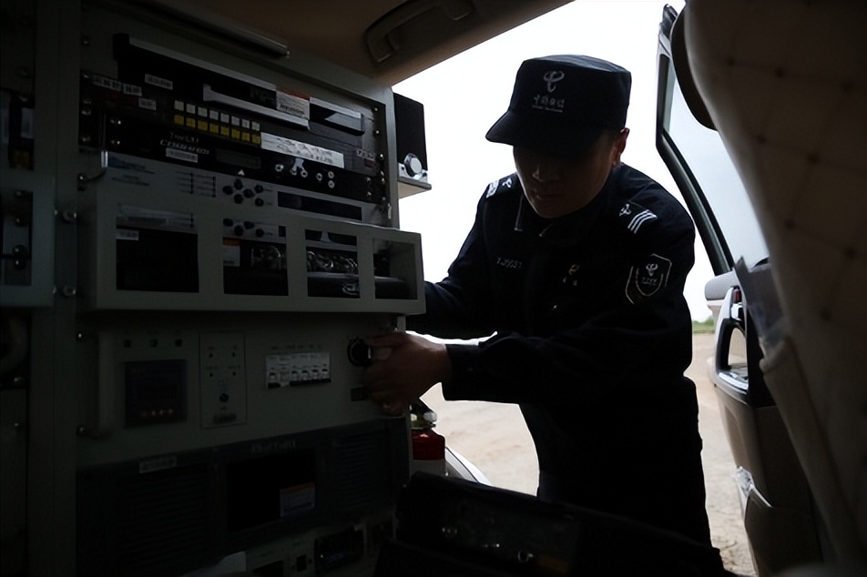 动中通天线优势,动中通卫星相控阵天线的缺点