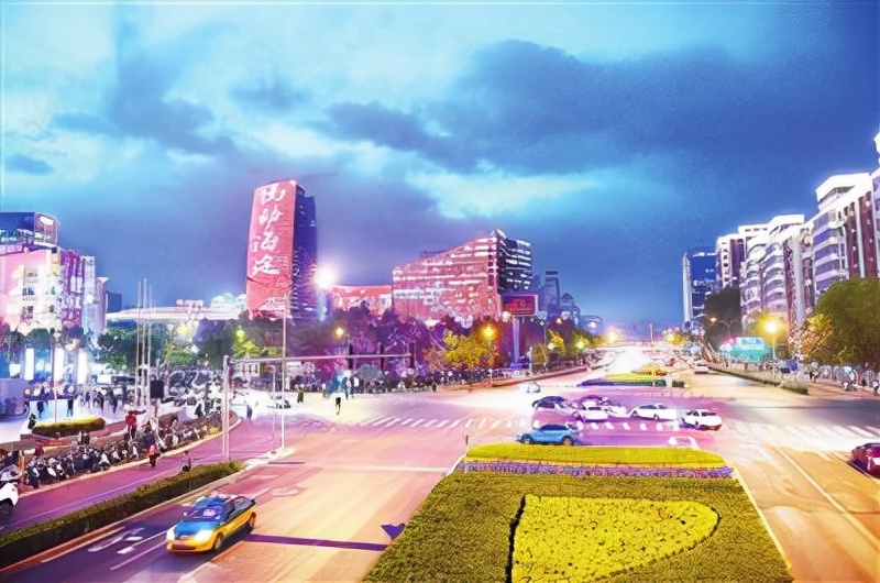 营造消费新场景引领新消费,打造消费新场景激发消费新活力