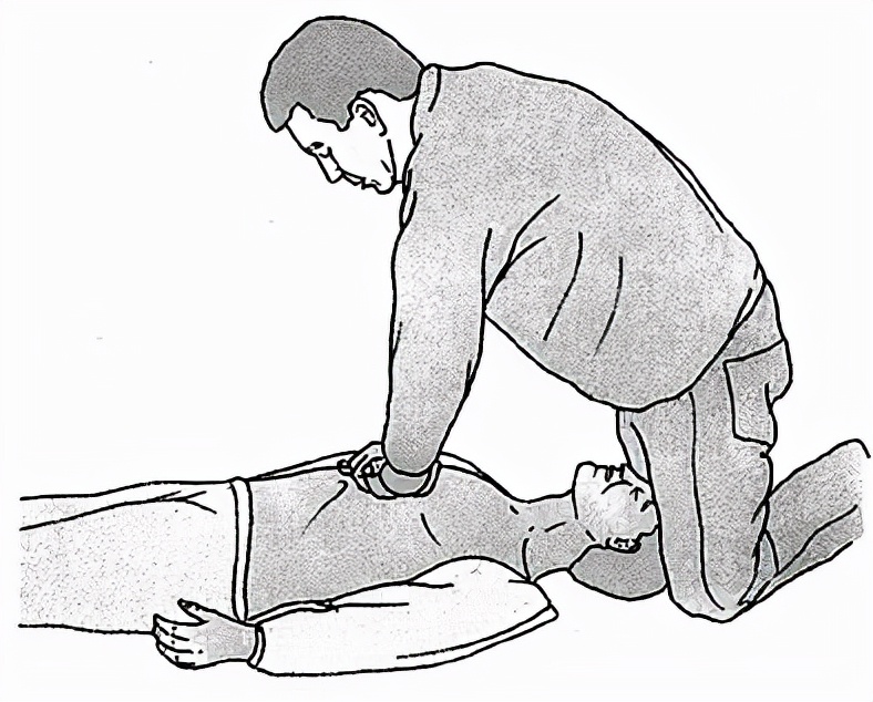 男子为救老太压断12根肋骨第二集,男子抢救老太压断12根肋骨被起诉