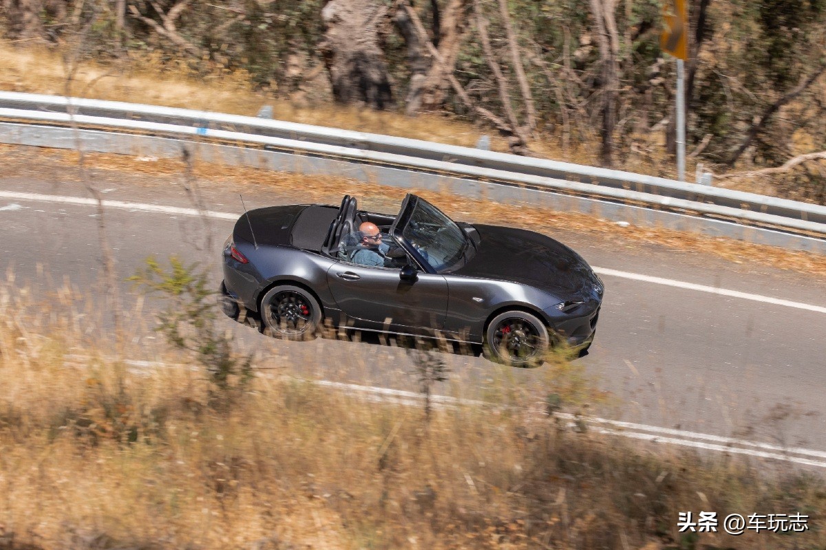 马自达mx-52018款硬顶,马自达mx-52018款手动