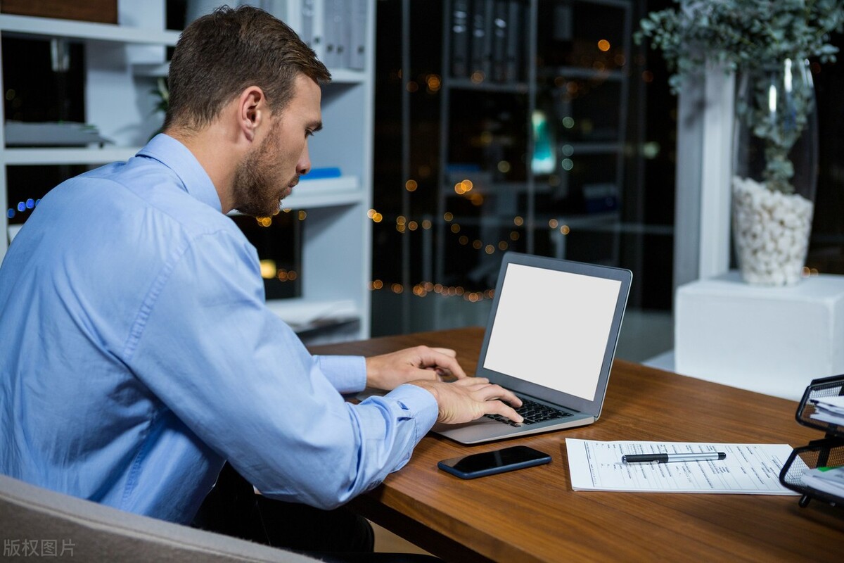 现在做什么职业可以年入百万,未来最稳定最吃香的十大职业