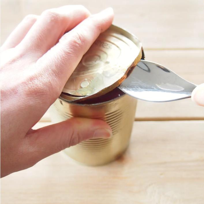 拉环坏了怎么开罐头,拉环罐头正确开启方法