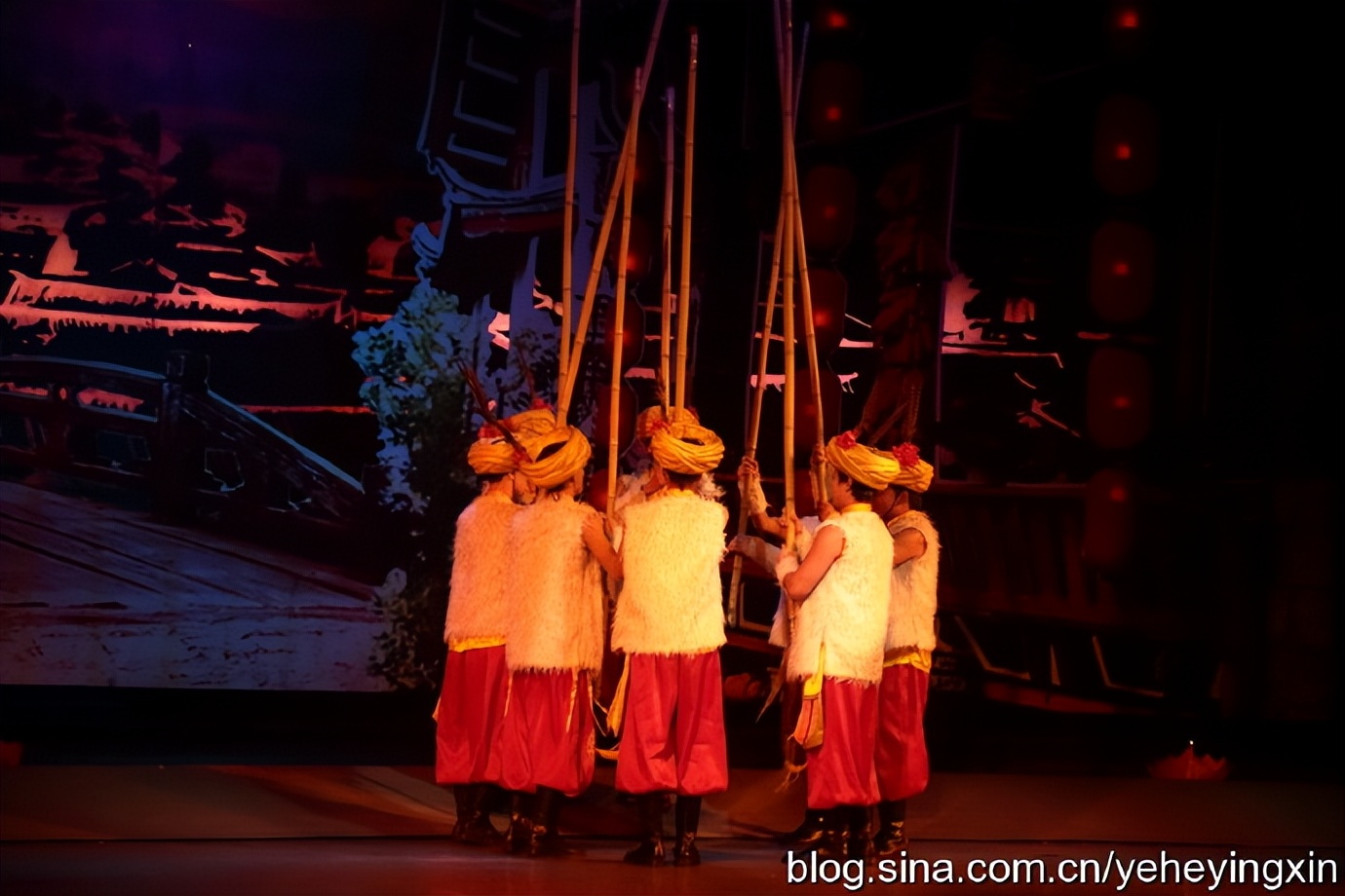 丽江丽水金沙表演好看吗,丽水金沙民族歌舞表演