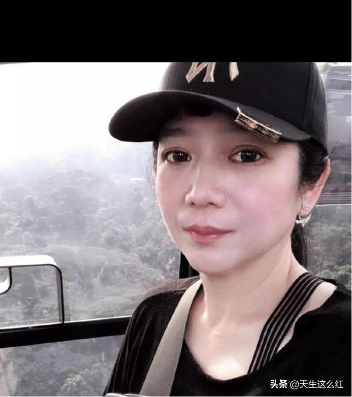 张庭被骂之后开播了吗,张庭被骂后第二天还在直播吗