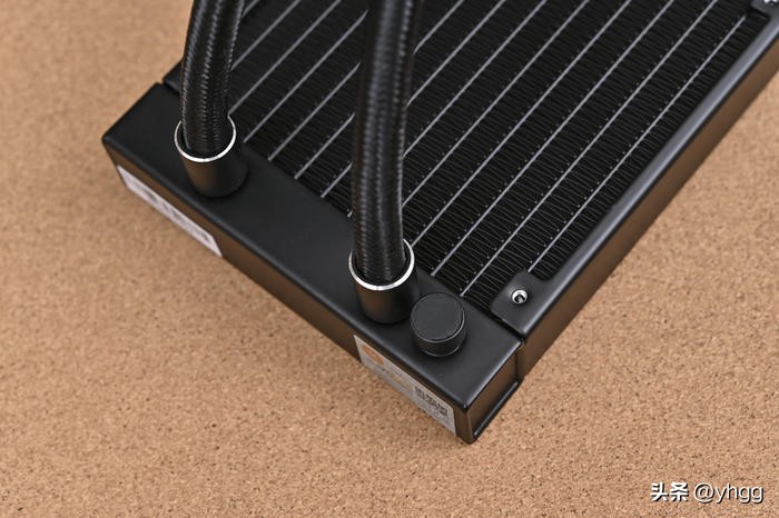 低调实用中塔——ROGZ690HERO+影驰4070Ti+银欣FARAB2装机展示