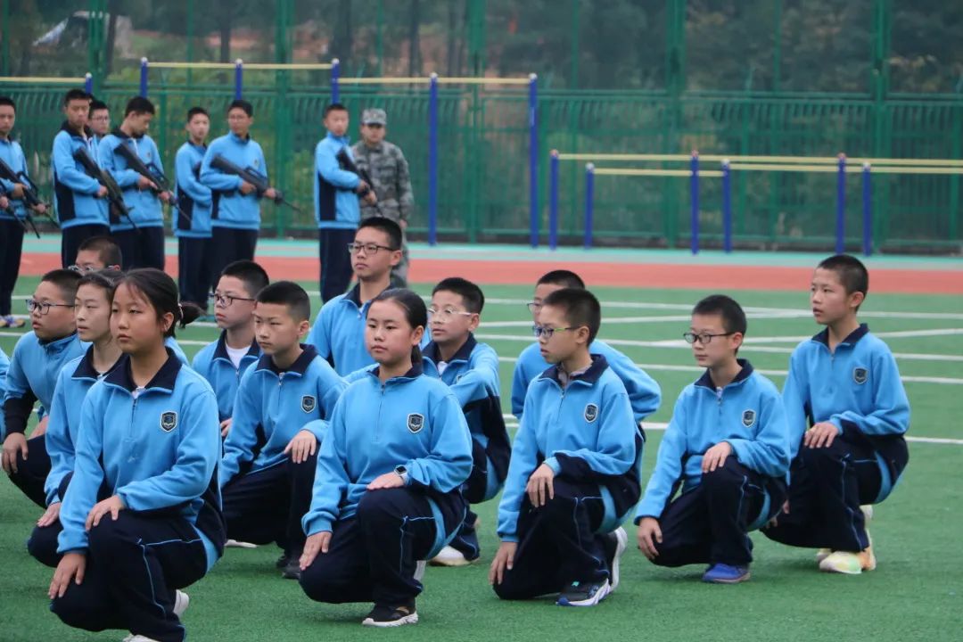 热血少年,百炼成钢!天府师一国防教育活动火热开展