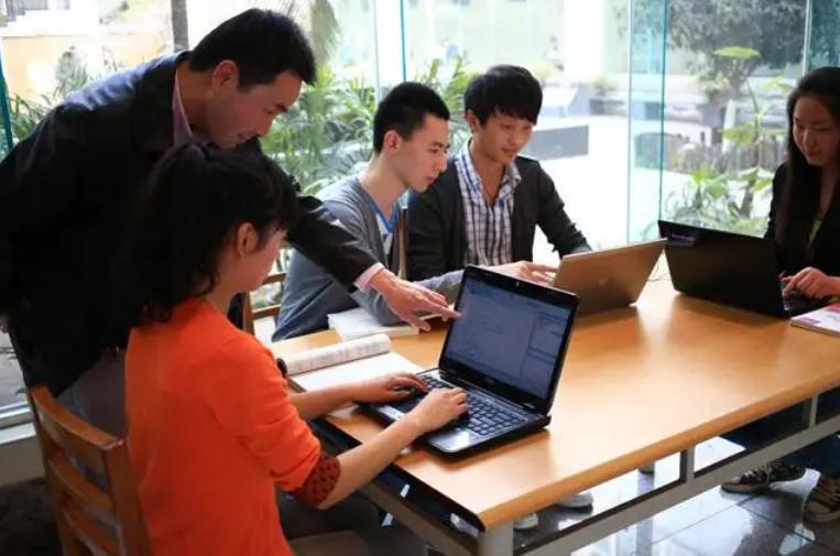 未来十大最好就业前景专业,未来五年稳定就业专业最有前景