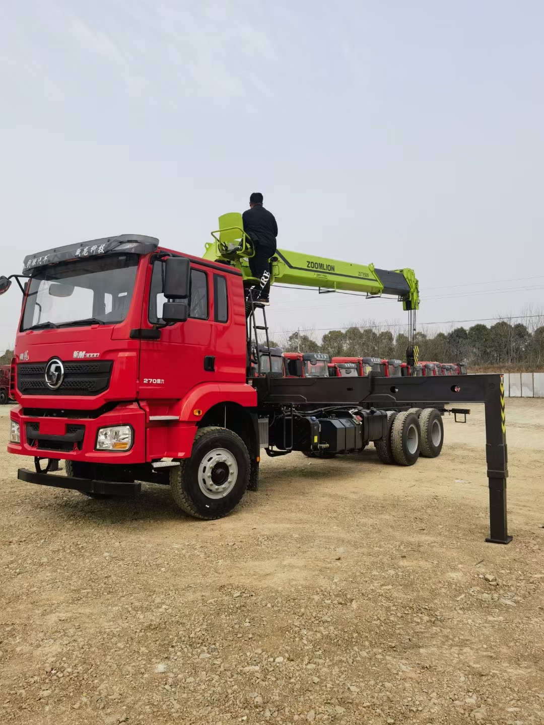 广西随车吊蓝牌价格,广西随车吊求购