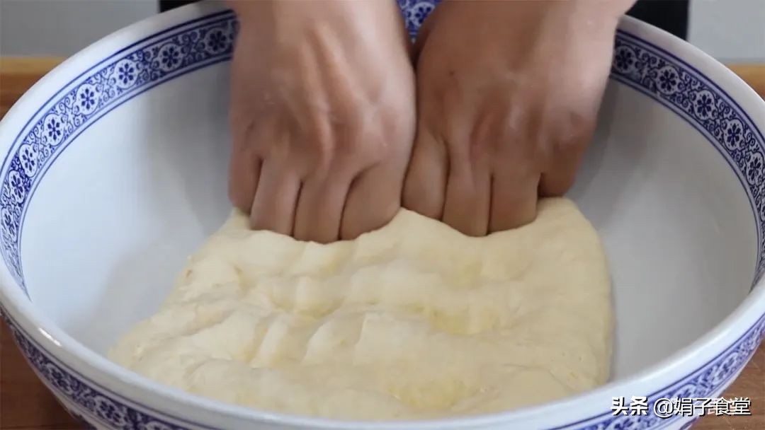 教你在家自制健康油条4种做法,健康酥脆油条的做法和配方