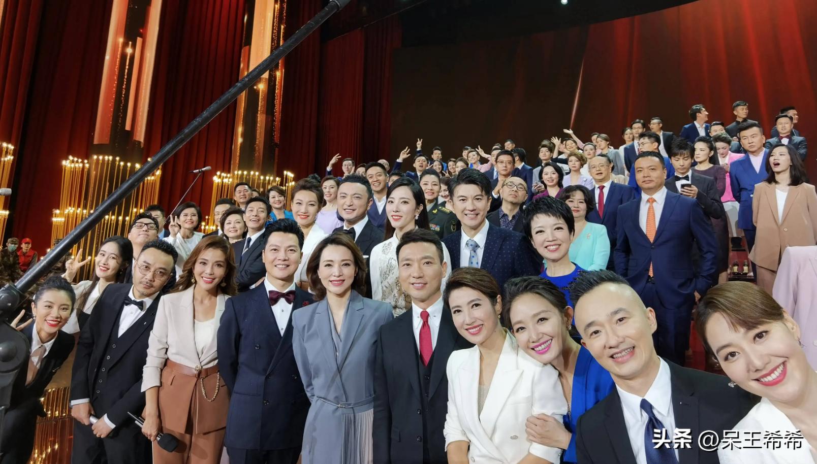 海霞主持人重返央视,央视海霞主持人最近去哪里了