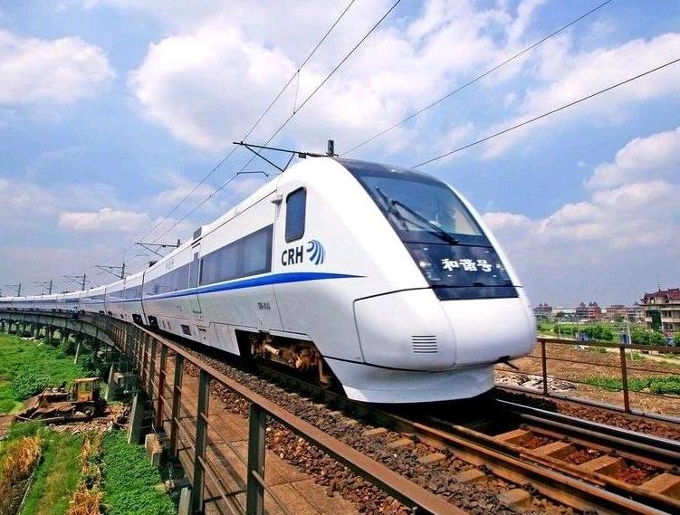 高铁地铁动车有什么区别,动车和高铁的区别哪个快