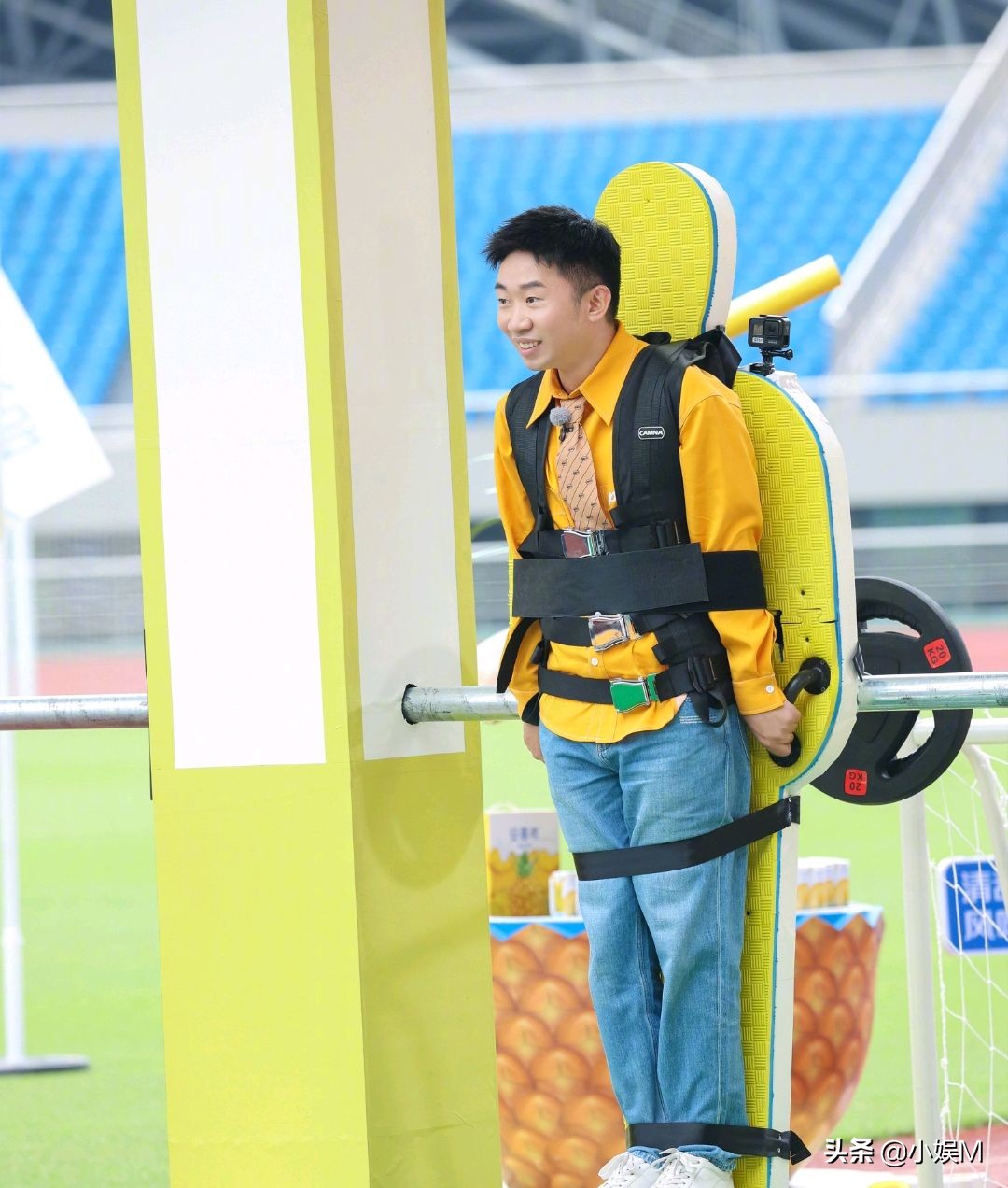 白鹿的笑点有多低,白鹿和蔡徐坤跑男