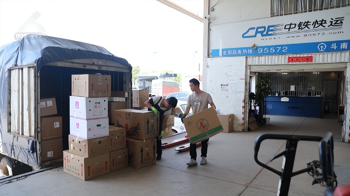 昆明滇池的爱情故事,昆明巷里的爱情故事