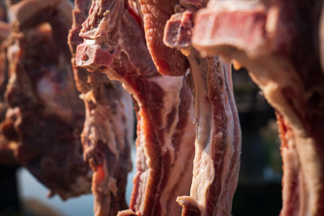 热盐腌腊肉还是冷盐腌腊肉,腊肉腌制方法6斤肉放多少盐最佳